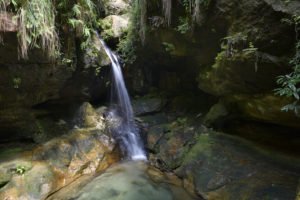 Wasserfall in den Schluchten von Isalo, Süd-Madagaskar